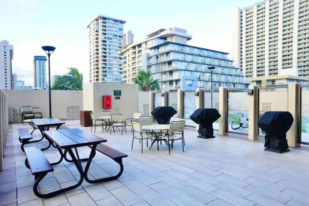 1414- Heart Of Waikiki With Kitchen - Free Parking - View Ferienhaus Honolulu