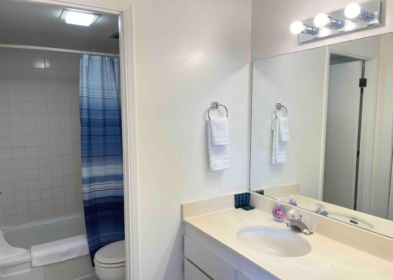 Holiday home 1414- Heart Of Waikiki With Kitchen - Free Parking - View Honolulu